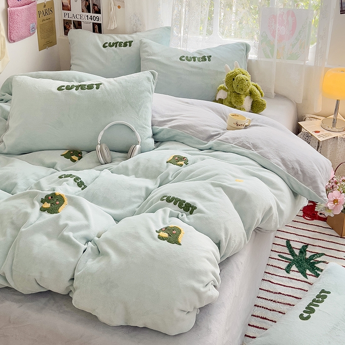 91家纺网 家纺一手货源 找家纺 眠帛家居 2024高克重牛奶绒卡通毛巾绣系列 龙宝