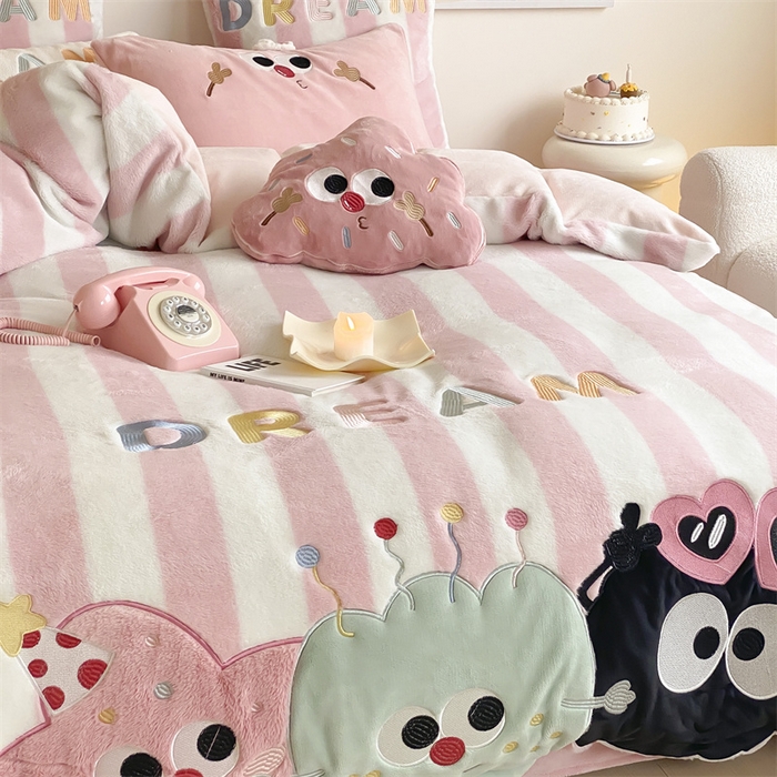 91家纺网 家纺一手货源 找家纺 （总）星野 2024新款高克重牛奶绒四件套-绒可爱多