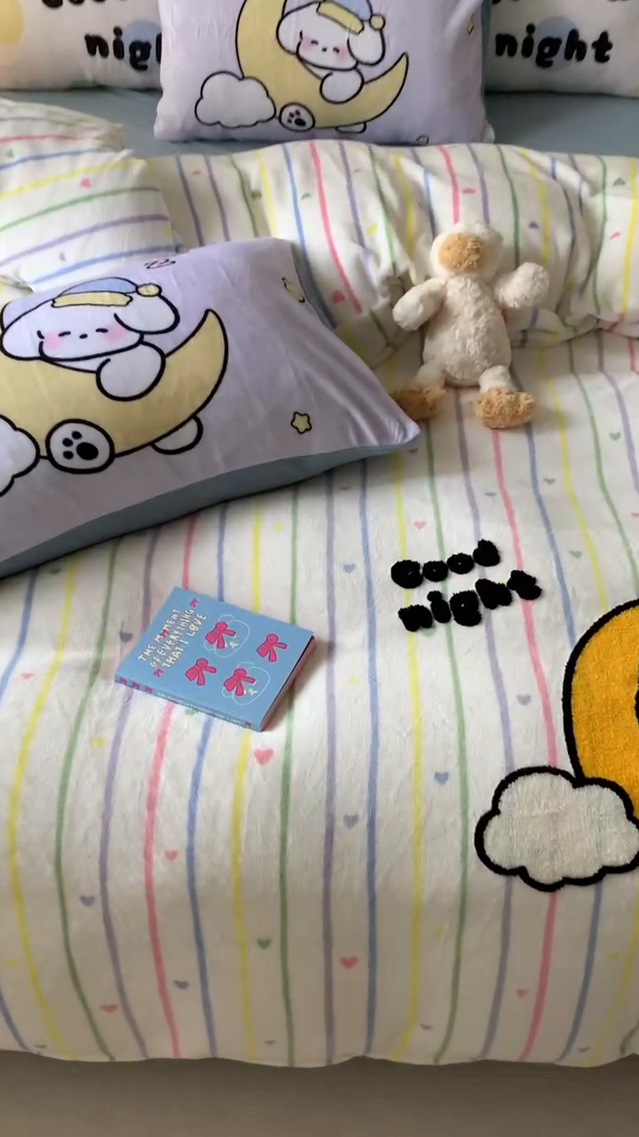 91家纺网 家纺一手货源 找家纺 澳萝拉 2024新款牛奶绒毛巾绣四件套 梦境狗狗