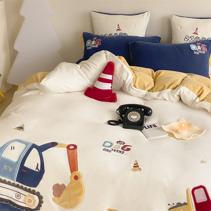 91家纺网 家纺一手货源 找家纺 （总）星野 2024新款高克重牛奶绒四件套-绒工程小分队