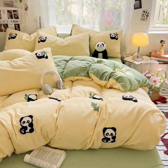 91家纺网 家纺一手货源 找家纺 眠帛家居 2024高克重牛奶绒卡通毛巾绣系列 丫丫