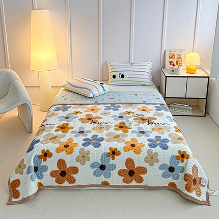 91家纺网 家纺一手货源 找家纺 （总）源舜家纺 2025新款小清新印花牛奶绒床盖多用途盖毯系列