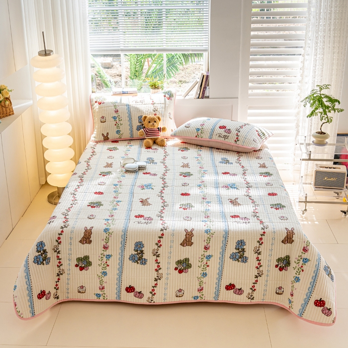 91家纺网 家纺一手货源 找家纺 X猫先生 2024新款牛奶绒床盖床垫小清新印花夹棉水洗棉炕盖双面两用 枝间梦