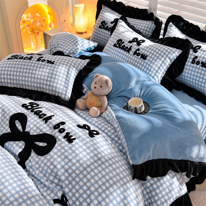 91家纺网 家纺一手货源 找家纺 炫拼家纺 2024新款法式蝴蝶结牛奶绒四件套 法式蝴蝶结-蓝