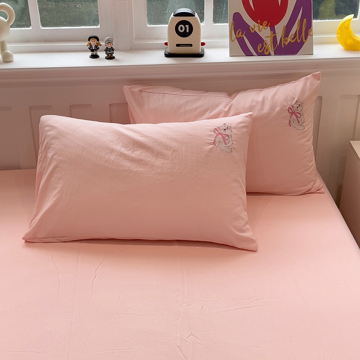 91家纺网 家纺一手货源 找家纺 （总）优色良品家纺 2024新款水洗棉重工刺绣贴布绣四件套-奶猫款式二