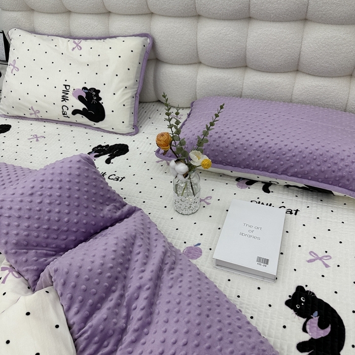91家纺网 家纺一手货源 找家纺 暖居 2024新款婴儿绒 榻榻米炕盖床盖四件套 紫冰猫