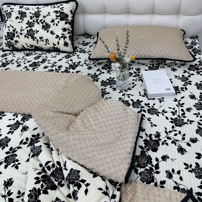 91家纺网 家纺一手货源 找家纺 暖居 2024新款婴儿绒 榻榻米炕盖床盖四件套 黑花