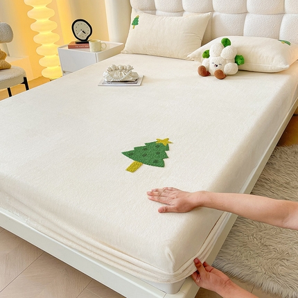 居眠 2024新款单层高克重牛奶绒毛巾绣床笠 牛奶绒幸运树 奶白
