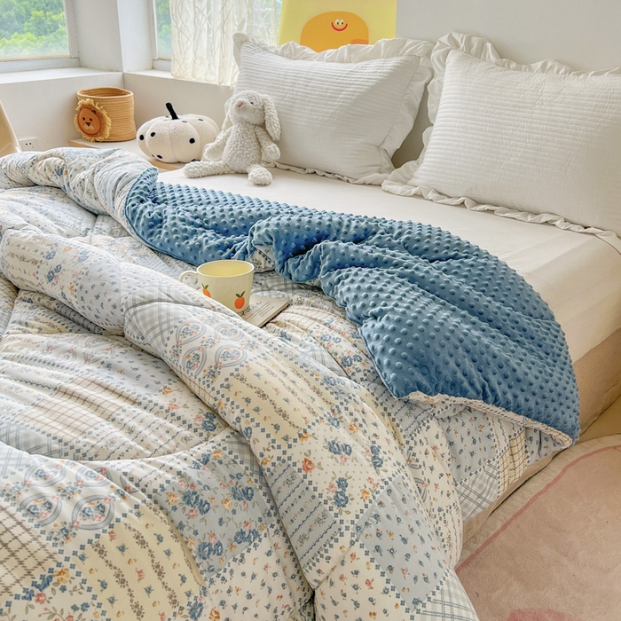 91家纺网 家纺一手货源 找家纺 卢赛尔 2024新款双层豆豆被 百福被