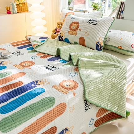 91家纺网 家纺一手货源 找家纺 （总）X猫先生 2024新款牛奶绒床盖床垫小清新印花夹棉水洗棉炕盖双面两用