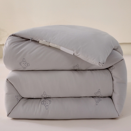 91家纺网 家纺一手货源 找家纺 尊康家纺（原磊科） 2024新款A类提花抗菌棉冬被 熊猫兔-浅灰