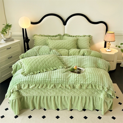 91家纺网 家纺一手货源 找家纺 屹成家纺 2024新款牛奶绒泡泡款床盖四件套 泡泡款-嫩绿