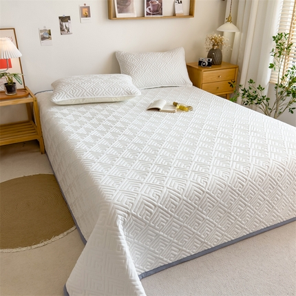 叠派家纺 2024新款水洗棉回字纹夹棉床盖 莹光白-月光灰
