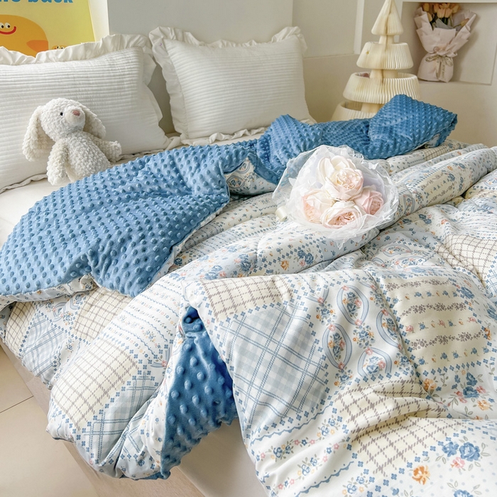 91家纺网 家纺一手货源 找家纺 卢赛尔 2024新款双层豆豆被 百福被