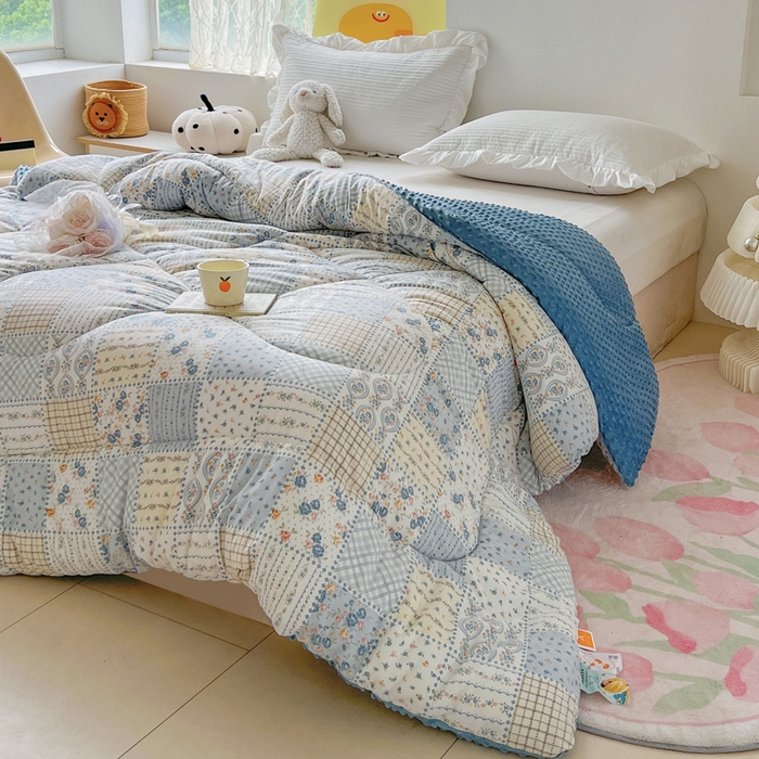 91家纺网 家纺一手货源 找家纺 卢赛尔 2024新款双层豆豆被 百福被