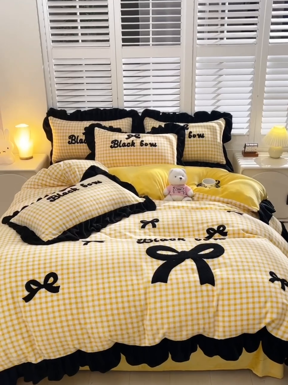 91家纺网 家纺一手货源 找家纺 炫拼家纺 2024新款法式蝴蝶结牛奶绒四件套 法式蝴蝶结-黄