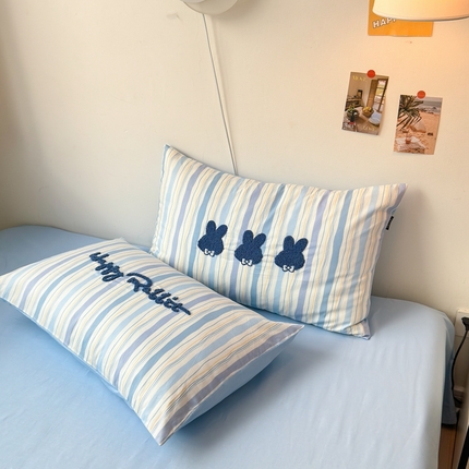 91家纺网 家纺一手货源 找家纺 （总）云雀 2025新款全棉印花毛巾绣单枕套系列