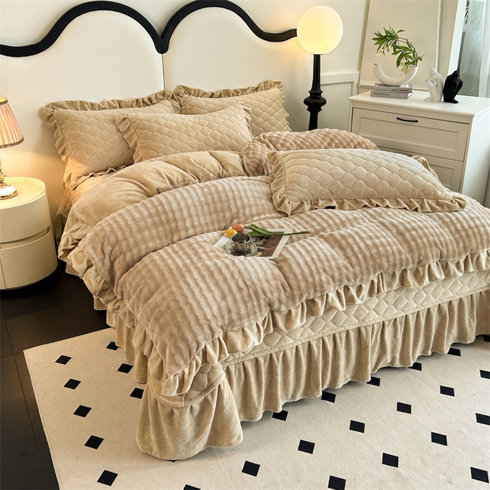 91家纺网 家纺一手货源 找家纺 屹成家纺 2024新款牛奶绒泡泡款床盖四件套 泡泡款-奶咖