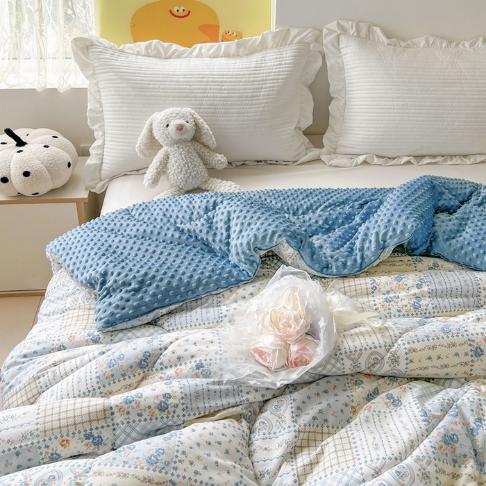 91家纺网 家纺一手货源 找家纺 卢赛尔 2024新款双层豆豆被 百福被