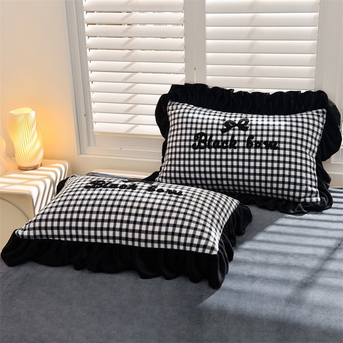 91家纺网 家纺一手货源 找家纺 炫拼家纺 2024新款法式蝴蝶结牛奶绒四件套 法式蝴蝶结-黑