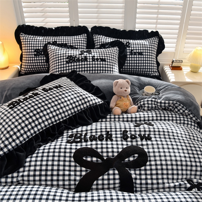91家纺网 家纺一手货源 找家纺 炫拼家纺 2024新款法式蝴蝶结牛奶绒四件套 法式蝴蝶结-黑