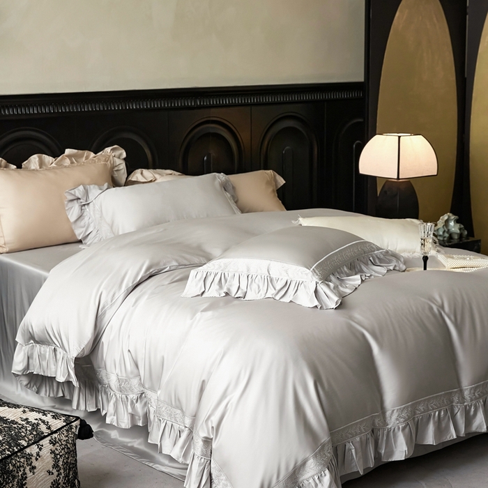 91家纺网 家纺一手货源 找家纺 榻尚家居 2024新款法式花边绣花天丝棉四件套-秘境 秘境-银灰