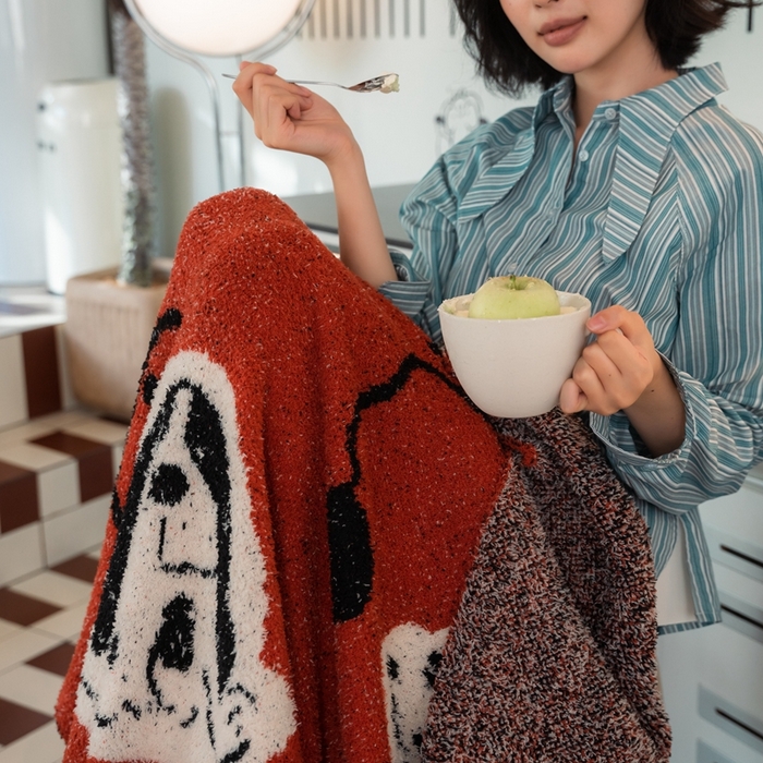 91家纺网 家纺一手货源 找家纺 圆岛 2024新款多功能针织半边绒毛毯 抽象小狗