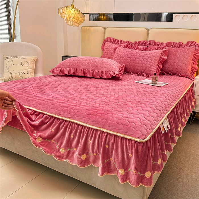 91家纺网 家纺一手货源 找家纺 恒爱家纺 2024新款宝宝绒霞姿月韵床笠 豆沙红