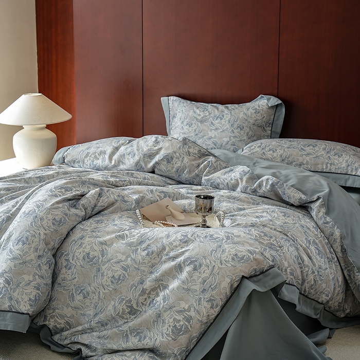 91家纺网 家纺一手货源 找家纺 2024新款天丝棉磨毛宽边+嵌条印花四件套 繁花予槿-蓝