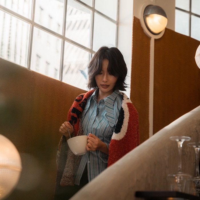 91家纺网 家纺一手货源 找家纺 圆岛 2024新款多功能针织半边绒毛毯 抽象小狗