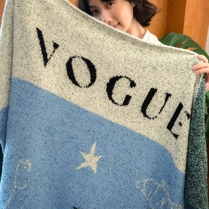 91家纺网 家纺一手货源 找家纺 圆岛 2024新款多功能针织半边绒毛毯 沃格小狗