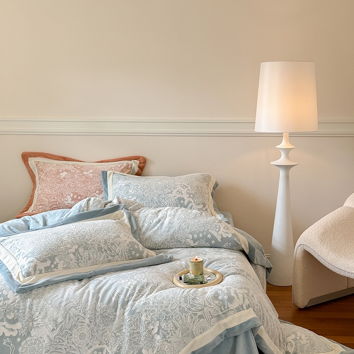 91家纺网 家纺一手货源 找家纺 2024冬季新款雕花绒系列四件套-赫本 赫本-天蓝