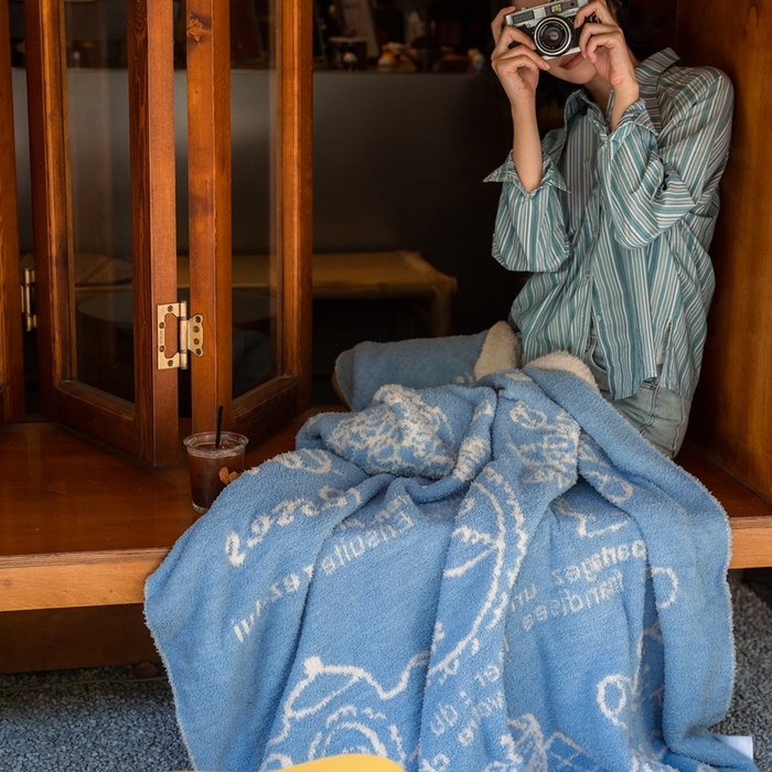 91家纺网 家纺一手货源 找家纺 圆岛 2024新款多功能针织半边绒毛毯 下午茶