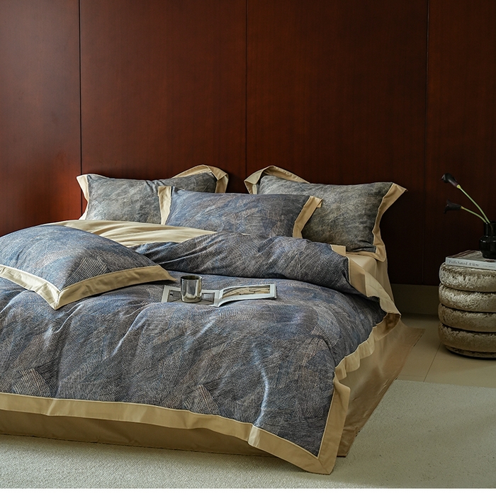 91家纺网 家纺一手货源 找家纺 2024新款天丝棉磨毛宽边+嵌条印花四件套 巴黎印象-蓝