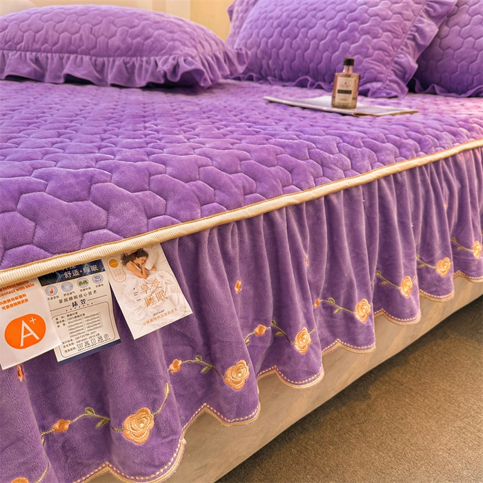 91家纺网 家纺一手货源 找家纺 恒爱家纺 2024新款宝宝绒霞姿月韵床笠 浪漫紫