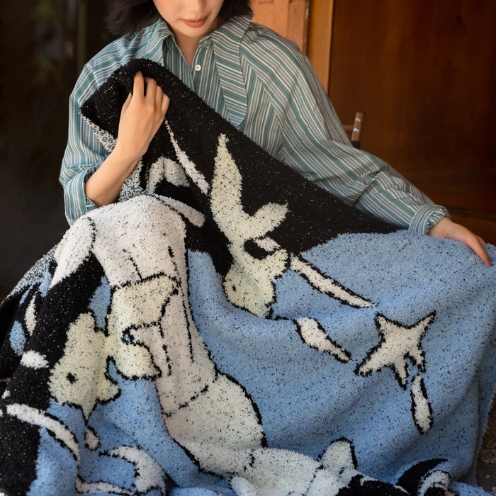 91家纺网 家纺一手货源 找家纺 圆岛 2024新款多功能针织半边绒毛毯 喷泉小鱼