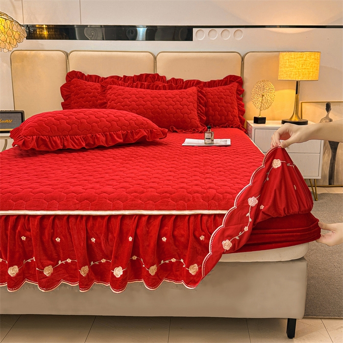 91家纺网 家纺一手货源 找家纺 恒爱家纺 2024新款宝宝绒霞姿月韵四件套 喜庆红