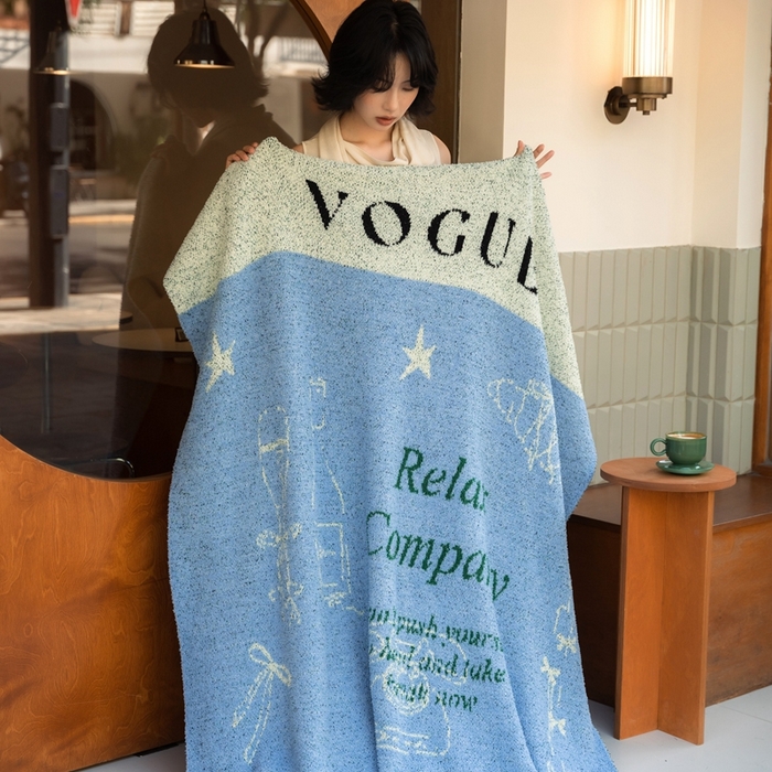 91家纺网 家纺一手货源 找家纺 圆岛 2024新款多功能针织半边绒毛毯 沃格小狗