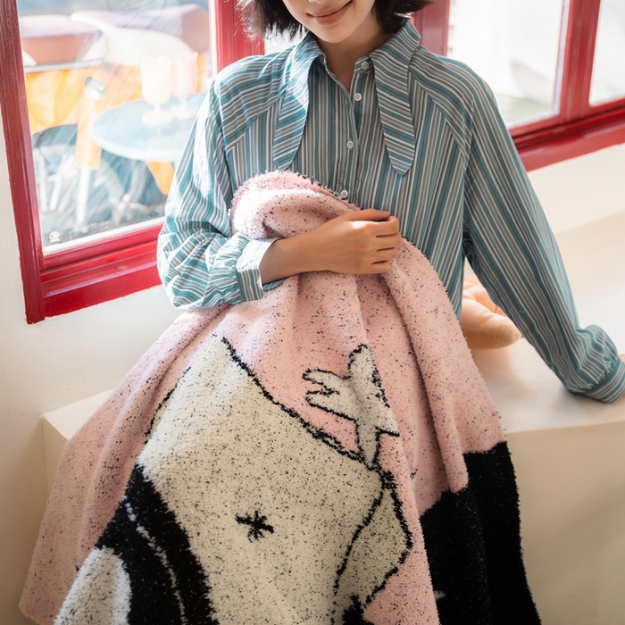 91家纺网 家纺一手货源 找家纺 圆岛 2024新款多功能针织半边绒毛毯 秋千猫