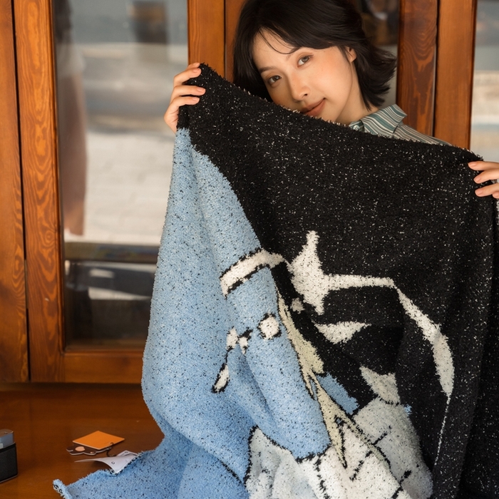 91家纺网 家纺一手货源 找家纺 圆岛 2024新款多功能针织半边绒毛毯 喷泉小鱼