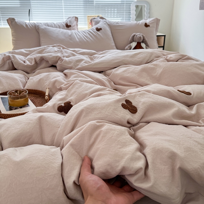 91家纺网 家纺一手货源 找家纺 布可家纺 2025新款水洗棉毛巾绣四件套 米奇-卡其