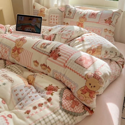 91家纺网 家纺一手货源 找家纺 （总）六巷胡同 2024新款INS卡通牛奶绒四件套