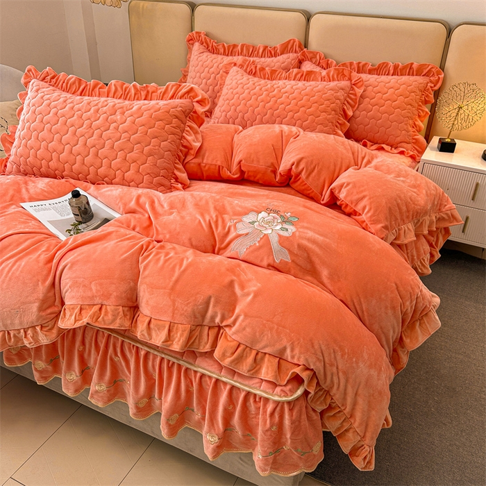 91家纺网 家纺一手货源 找家纺 恒爱家纺 2024新款宝宝绒霞姿月韵四件套 美人玉