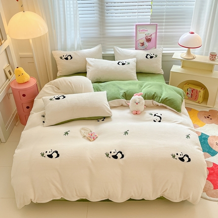 丽涵 2024新款小清新韩版牛奶绒毛巾绣花四件套-风格二 呆萌熊猫-绒白