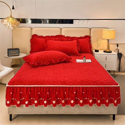 91家纺网 家纺一手货源 找家纺 恒爱家纺 2024新款宝宝绒霞姿月韵床笠 喜庆红