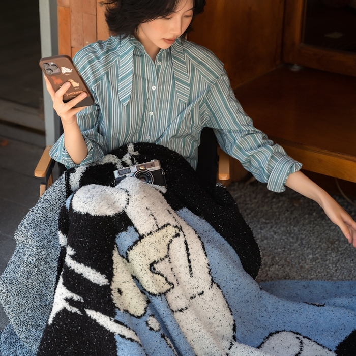 91家纺网 家纺一手货源 找家纺 圆岛 2024新款多功能针织半边绒毛毯 喷泉小鱼