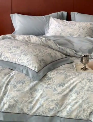 91家纺网 家纺一手货源 找家纺 2024新款天丝棉磨毛宽边+嵌条印花四件套 繁花予槿-蓝