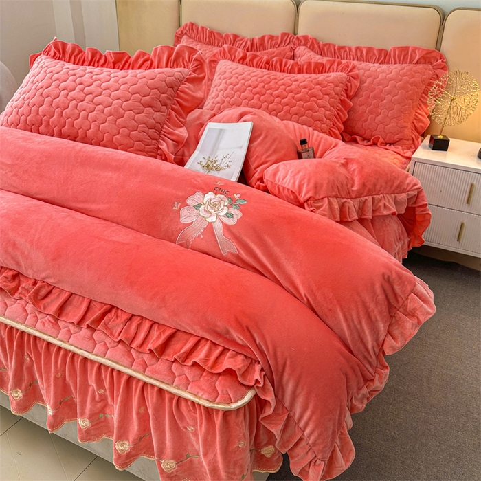 91家纺网 家纺一手货源 找家纺 恒爱家纺 2024新款宝宝绒霞姿月韵四件套 梦想粉