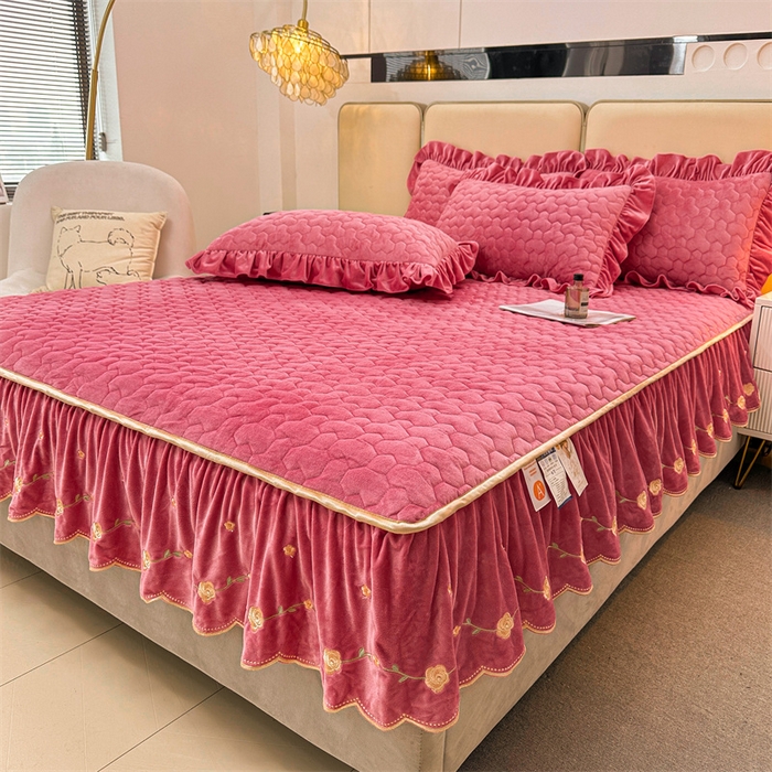 91家纺网 家纺一手货源 找家纺 恒爱家纺 2024新款宝宝绒霞姿月韵床笠 豆沙红