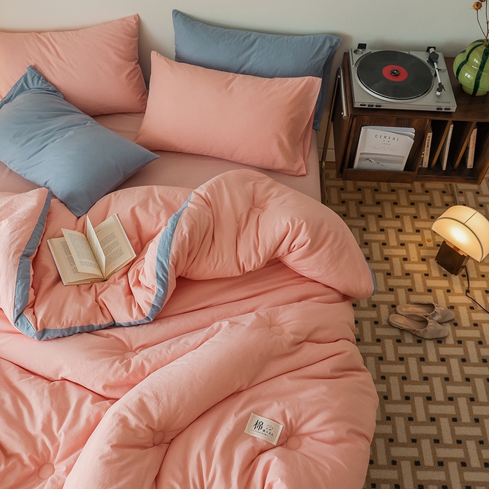 91家纺网 家纺一手货源 找家纺 雯雨家纺 2024新款里外全棉棉花被冬被 文艺粉